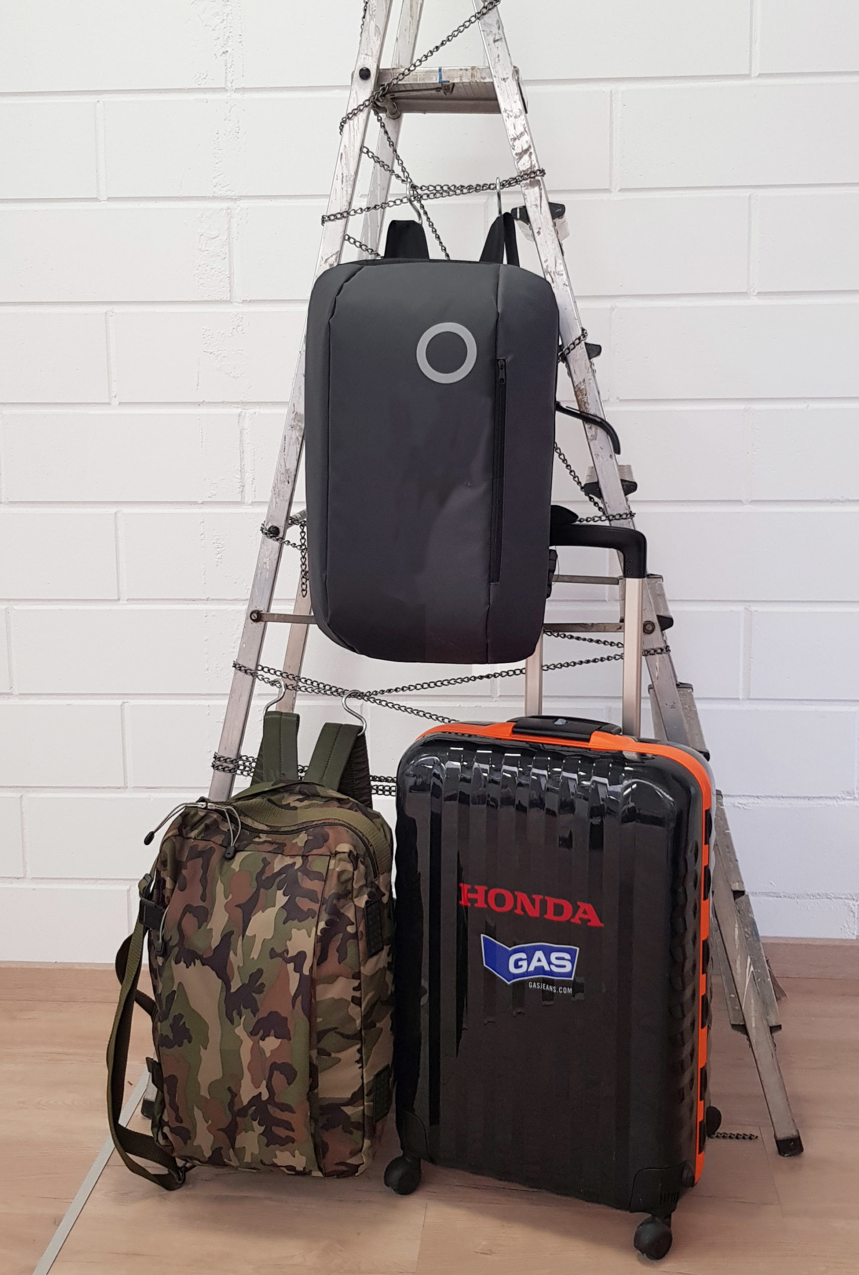TROLLEY E BORSE VIAGGIO